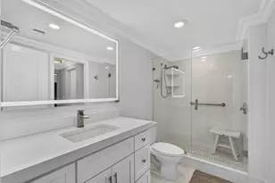 5400 N Ocean Dr, Singer Island, FL 33404 - Photo 58