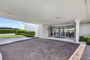 5400 N Ocean Dr, Singer Island, FL 33404 - Photo 56