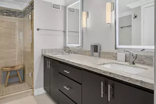 5400 N Ocean Dr, Singer Island, FL 33404 - Photo 78
