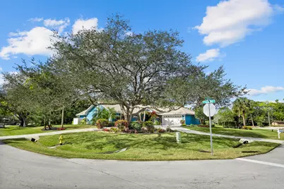 1022 SW Tiburon Way, Palm City, FL 34990 - Photo 44