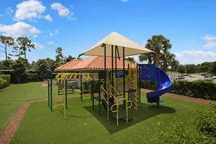 9221 Heathridge Dr, West Palm Beach, FL 33411 - Photo 36