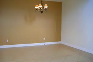 1579 Newhaven Point Ln, West Palm Beach, FL 33411 - Photo 2