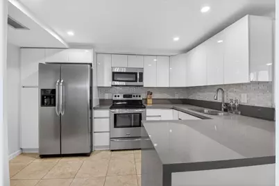 5280 NW 2nd Ave #Ph-17, Boca Raton, FL 33487 - Photo 10