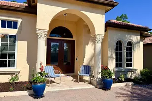 808 SW Classico Ct, Port Saint Lucie, FL 34986 - Photo 4