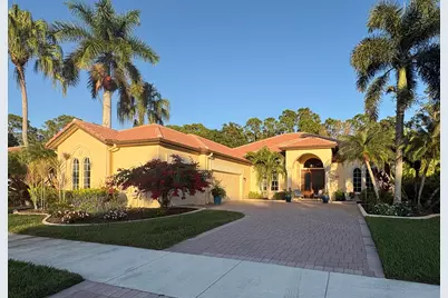 808 SW Classico Court, Port Saint Lucie, FL 34986 - Photo 2