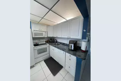 3019 Harwood C #3019, Deerfield Beach, FL 33442 - Photo 10