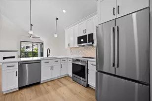 144 Bay Colony Dr N, Juno Beach, FL 33408 - Photo 4