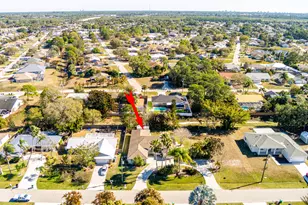 1443 SE Proctor Ln, Port Saint Lucie, FL 34983 - Photo 2