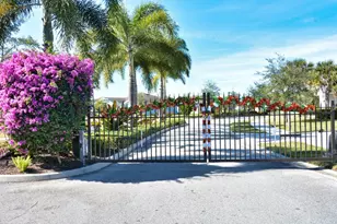 3524 Carriage Pointe Cir, Fort Pierce, FL 34981 - Photo 4