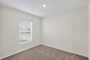 2121 SE Mandrake Cir, Port Saint Lucie, FL 34952 - Photo 8