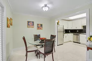 129 S Golfview Rd, Lake Worth Beach, FL 33460 - Photo 8