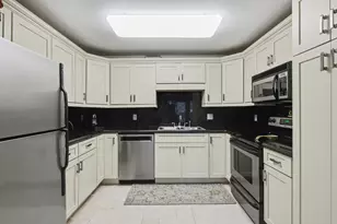 129 S Golfview Rd, Lake Worth Beach, FL 33460 - Photo 14