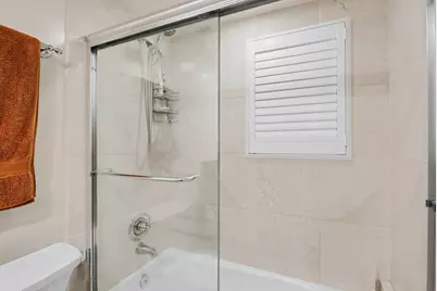 129 S Golfview Road #2, Lake Worth Beach, FL 33460 - Photo 18