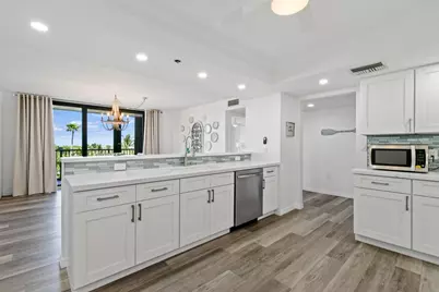 5047 N Highway A1A #404, Hutchinson Island, FL 34949 - Photo 16