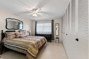 2971 W Crosley Dr, West Palm Beach, FL 33415 - Photo 16