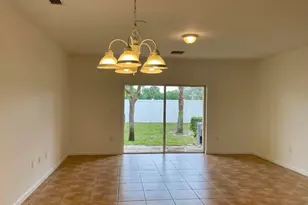 5155 SE Mariner Garden Cir, Stuart, FL 34997 - Photo 2