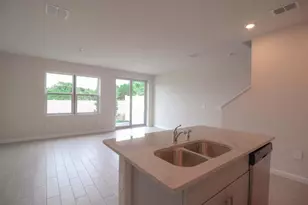 357 SE Angler Dr, Stuart, FL 34994 - Photo 10