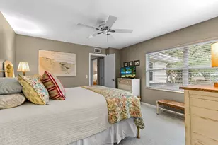 2913 SW Lakemont Pl, Palm City, FL 34990 - Photo 16