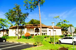 409 Pine Glen Ln, Greenacres, FL 33463 - Photo 2