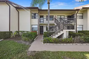7673 Tahiti Ln, Lake Worth, FL 33467 - Photo 2
