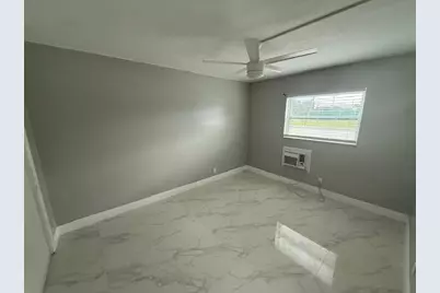 810 Lake Shore Drive #19, Lake Park, FL 33403 - Photo 10