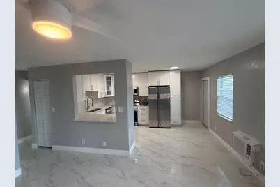 810 Lake Shore Drive #19, Lake Park, FL 33403 - Photo 8