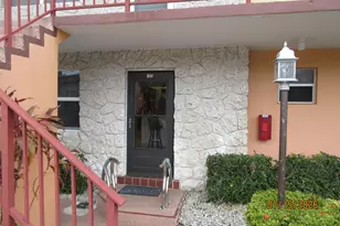 105 Oxford 100, West Palm Beach, FL 33417 - Photo 12
