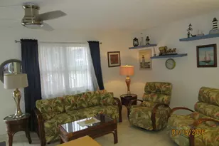 105 Oxford 100, West Palm Beach, FL 33417 - Photo 2