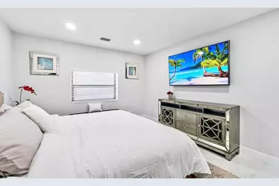 324 Bamboo Road, Palm Beach Shores, FL 33404 - Photo 32