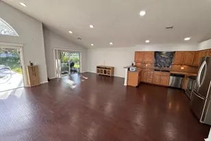 1304 Lake Breeze Dr, Wellington, FL 33414 - Photo 10