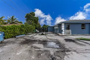 945 Miner Rd, Lake Worth, FL 33462 - Photo 10