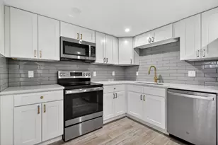 545 Oaks Ln, Pompano Beach, FL 33069 - Photo 4