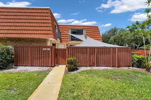 2938 SW 12th St, Deerfield Beach, FL 33442 - Photo 2