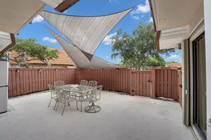 2938 SW 12th St, Deerfield Beach, FL 33442 - Photo 4