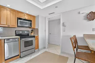 5080 N Ocean Dr, Singer Island, FL 33404 - Photo 30