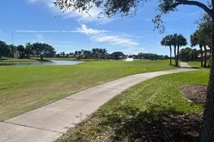 4194 Imperial Isle Dr, Lake Worth, FL 33449 - Photo 8