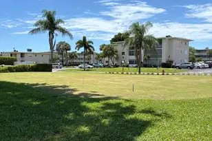 2770 S Garden Dr, Lake Worth, FL 33461 - Photo 16