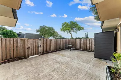 2410 24th Way, West Palm Beach, FL 33407 - Photo 32