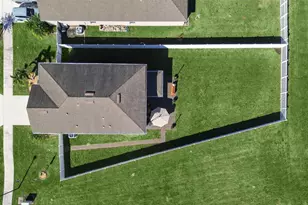 10086 SW Newberry Ave, Port Saint Lucie, FL 34987 - Photo 4