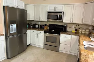 813 SE 10th Terrace Terrace, Deerfield Beach, FL 33441 - Photo 4