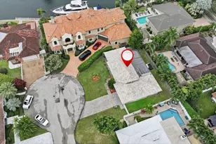 4421 NE 23rd Ave, Lighthouse Point, FL 33064 - Photo 2