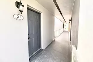 29 Burgundy A, Delray Beach, FL 33484 - Photo 2