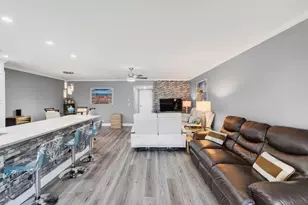 1320 High Point Pl S, Delray Beach, FL 33445 - Photo 22