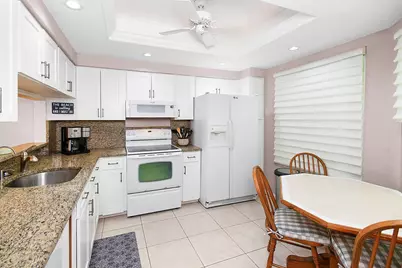 221 NE Plantation Road #211, Stuart, FL 34996 - Photo 16