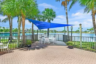 221 NE Plantation Rd, Stuart, FL 34996 - Photo 4