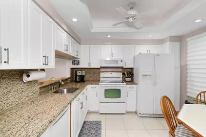 221 NE Plantation Road #211, Stuart, FL 34996 - Photo 14