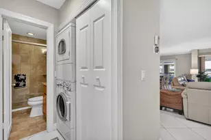 1100 Surf Rd, Singer Island, FL 33404 - Photo 18