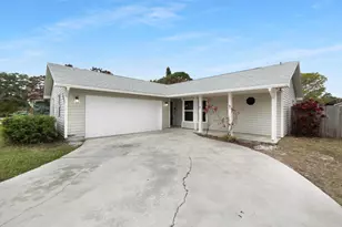 5409 Hickory Dr, Fort Pierce, FL 34982 - Photo 6