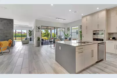 2828 Gin Berry Way, West Palm Beach, FL 33401 - Photo 12