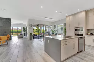 2828 Gin Berry Way, West Palm Beach, FL 33401 - Photo 12